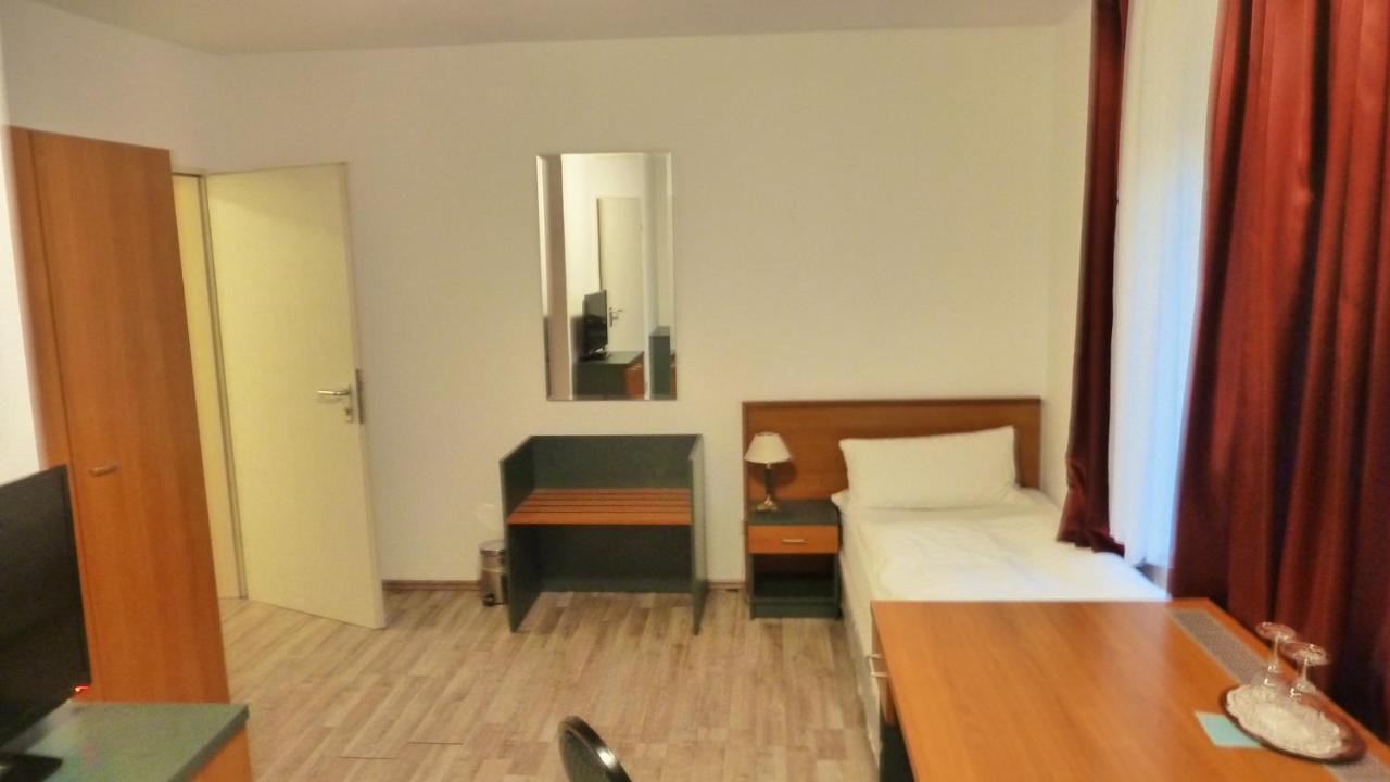 Zur Muehle Hotel Bocholt Bagian luar foto
